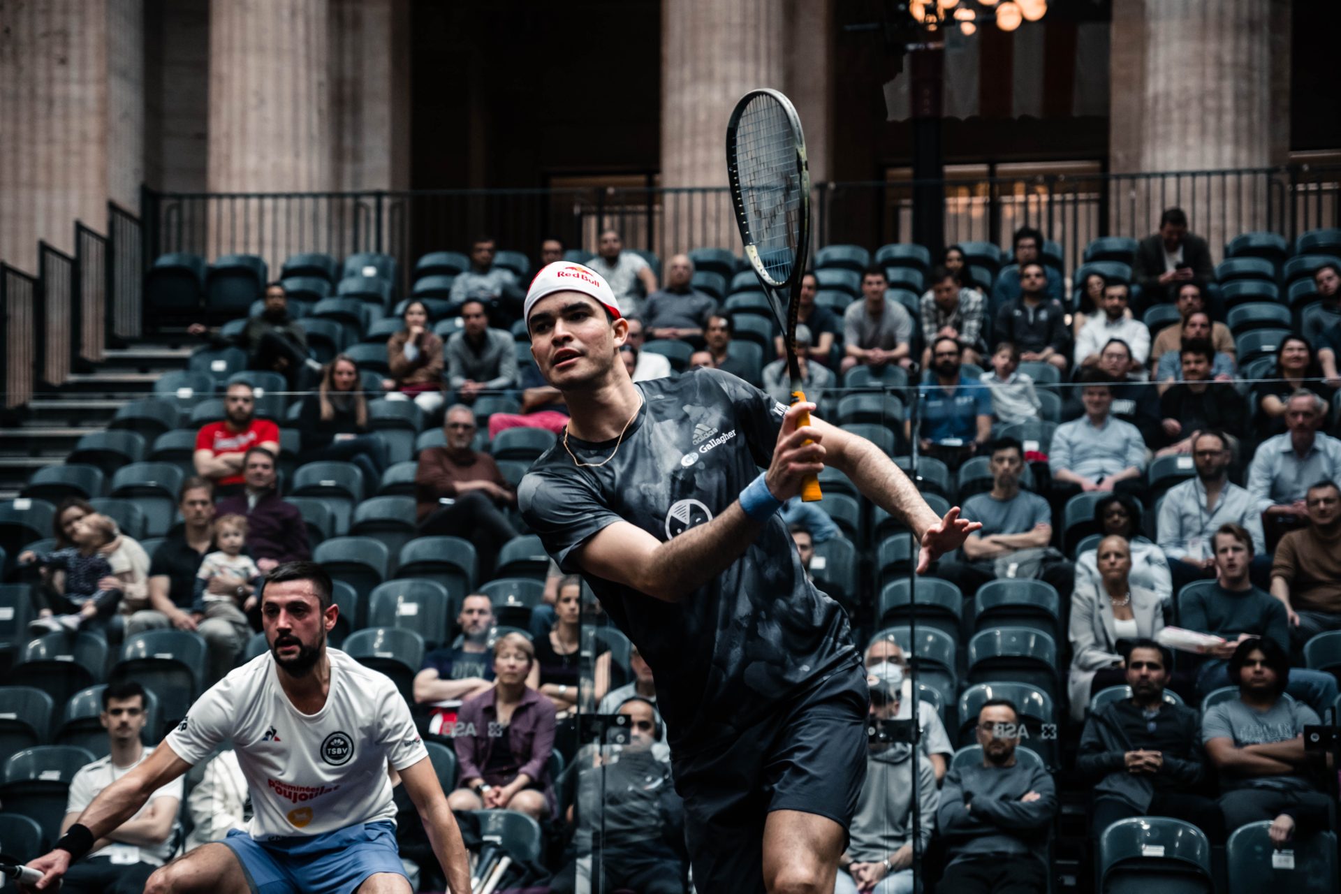 Diego Elías, la revolución en el squash viene de Perú