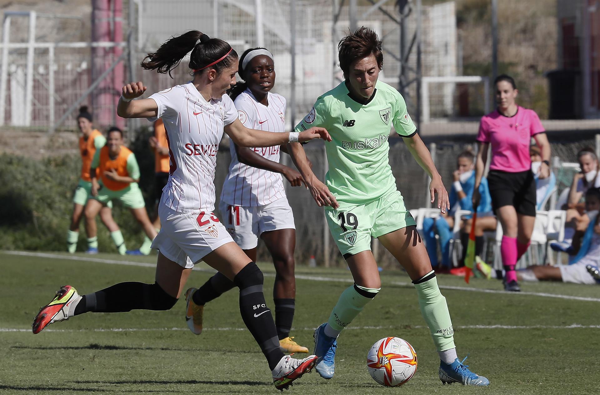 Imagen de un partido del Sevilla Femenino de la pasada temporada. EFE/José Manuel Vidal/Archivo