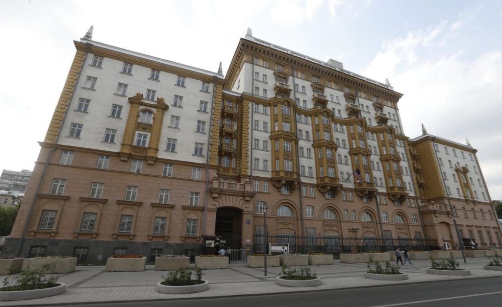 La Embajada de EEUU llama a sus nacionales a abandonar «de inmediato» Rusia