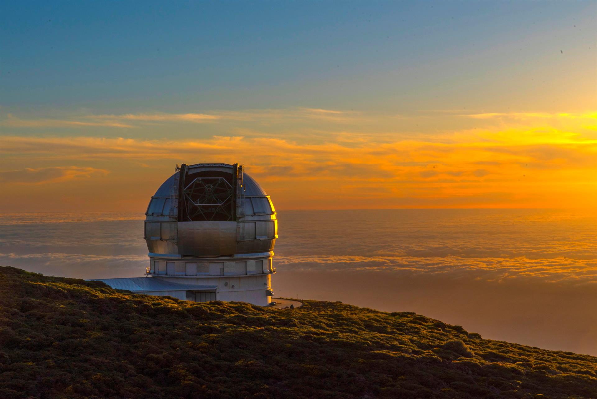 Imagen de archivo del mayor telescopio del mundo, el Grantecan, en Santa Cruz de Tenerife.EFE/ Miguel Calero