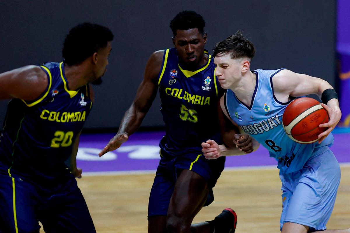 El base uruguayo Agustín Ubal llega a Bilbao cedido por el Barcelona ...