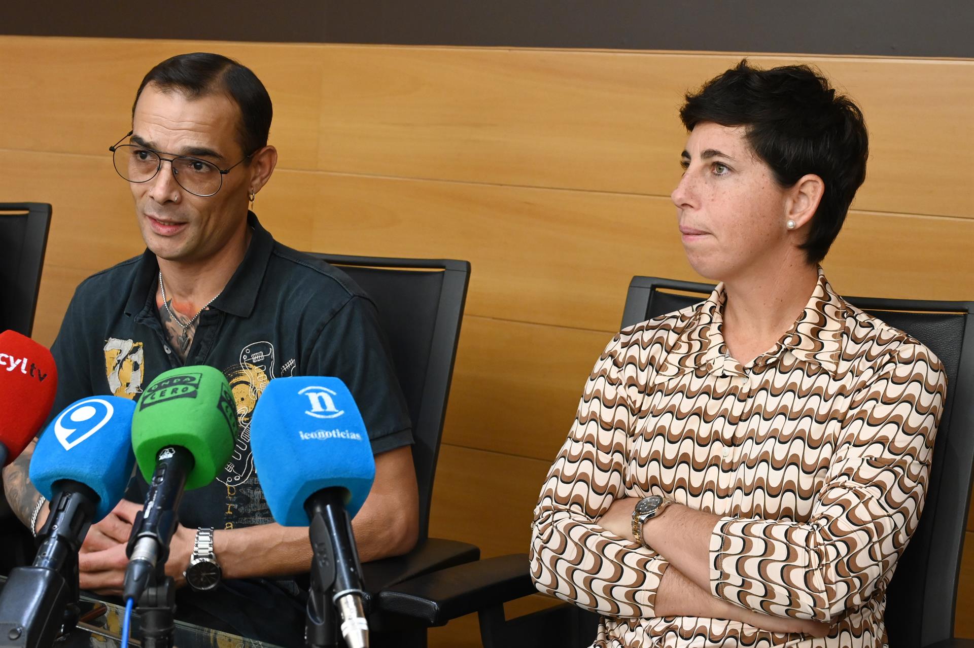 El exgimnasta Gervasio Deferr y la extenista Carla Suárez participan este jueves en León en la segunda jornada del Foro Internacional del Deporte (FID) Castilla y León 2022. EFE/J.Casares
