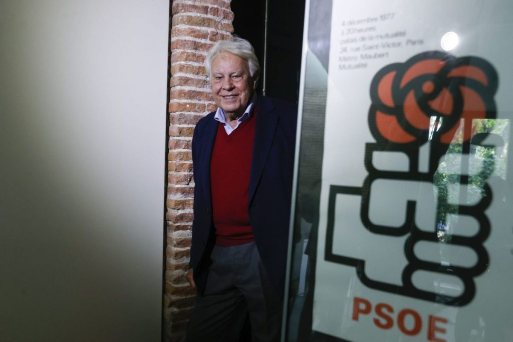 El expresidente del Gobierno Felipe González, rememora la victoria del PSOE en 19821982 3