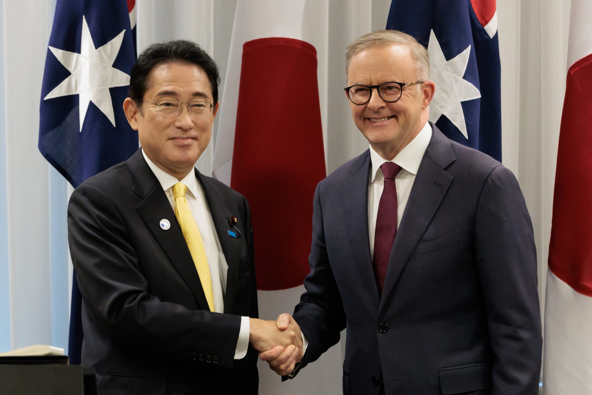 Australia y Japón firman un pacto seguridad para contrarrestar auge de China