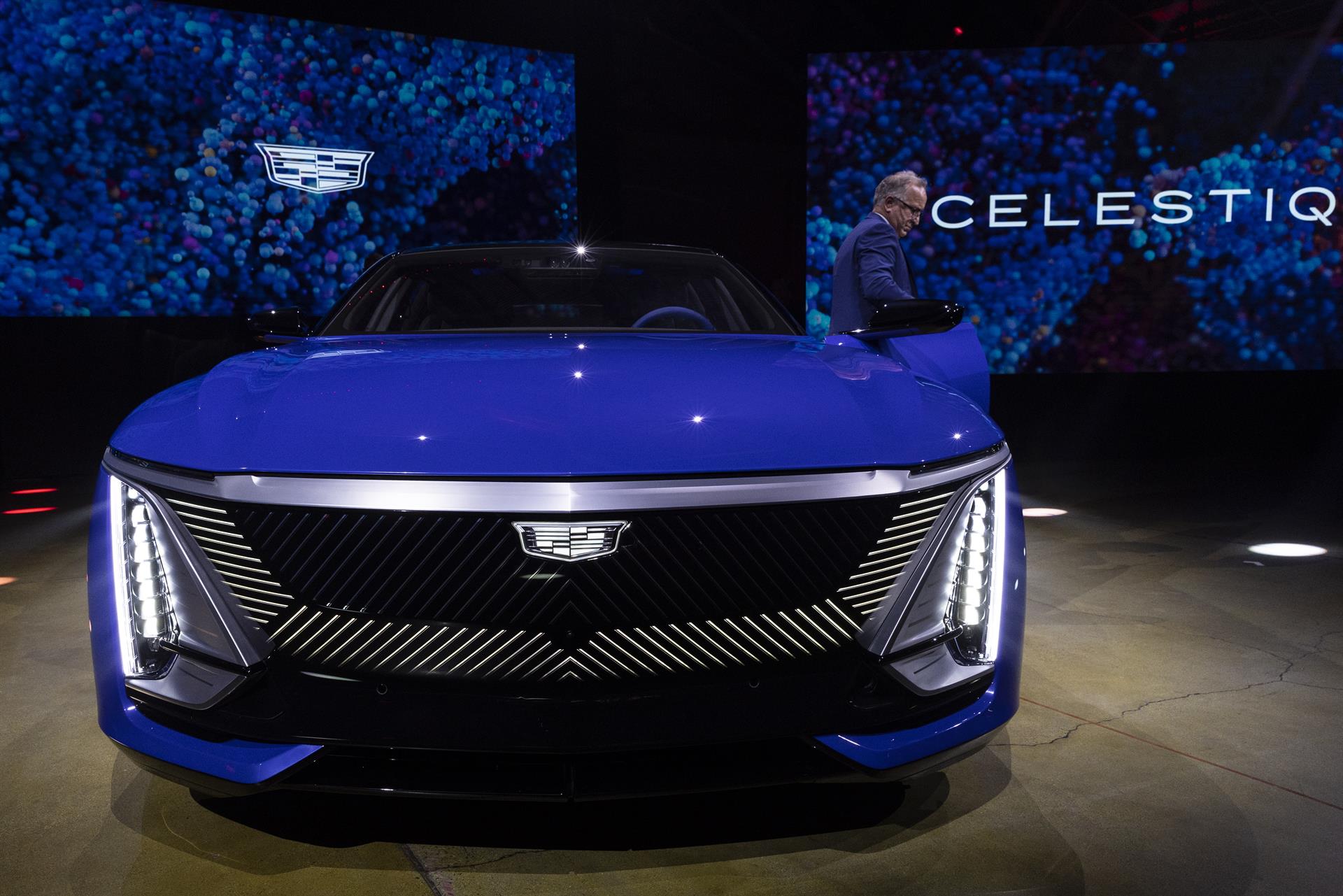 Vista del Cadillac Celestiq durante su presentación en Los Ángeles, California (EE.UU.), este 17 de octubre de 2022. EFE/EPA/Etienne Laurent