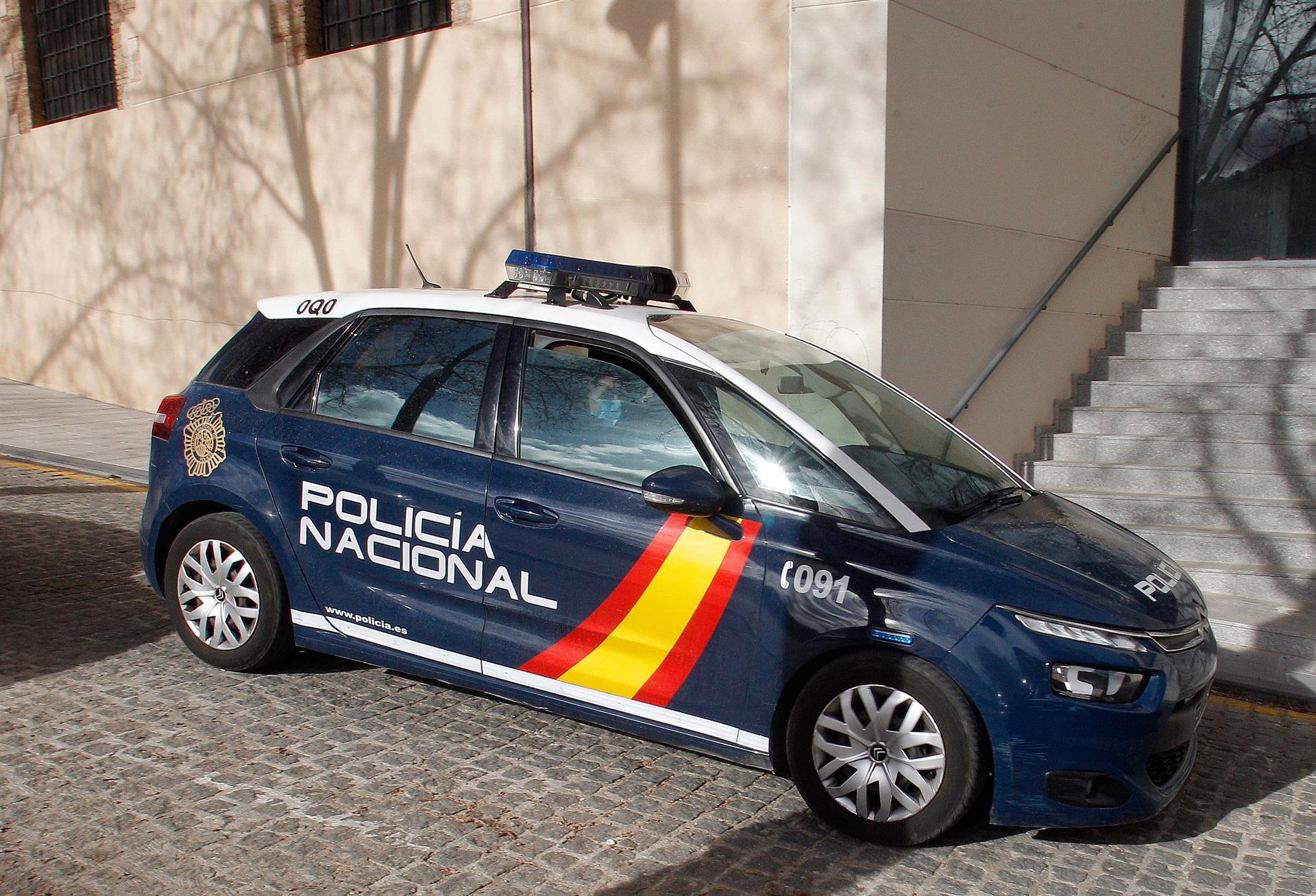 Vehículo de la Policía Nacional.EFE/ Morell/Archivo