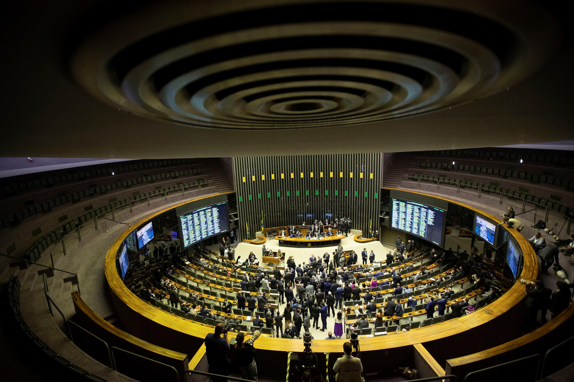 Vista general del pleno de la Cámara de Diputados de Brasil, en una fotografía de archivo. EFE/Joédson Alves