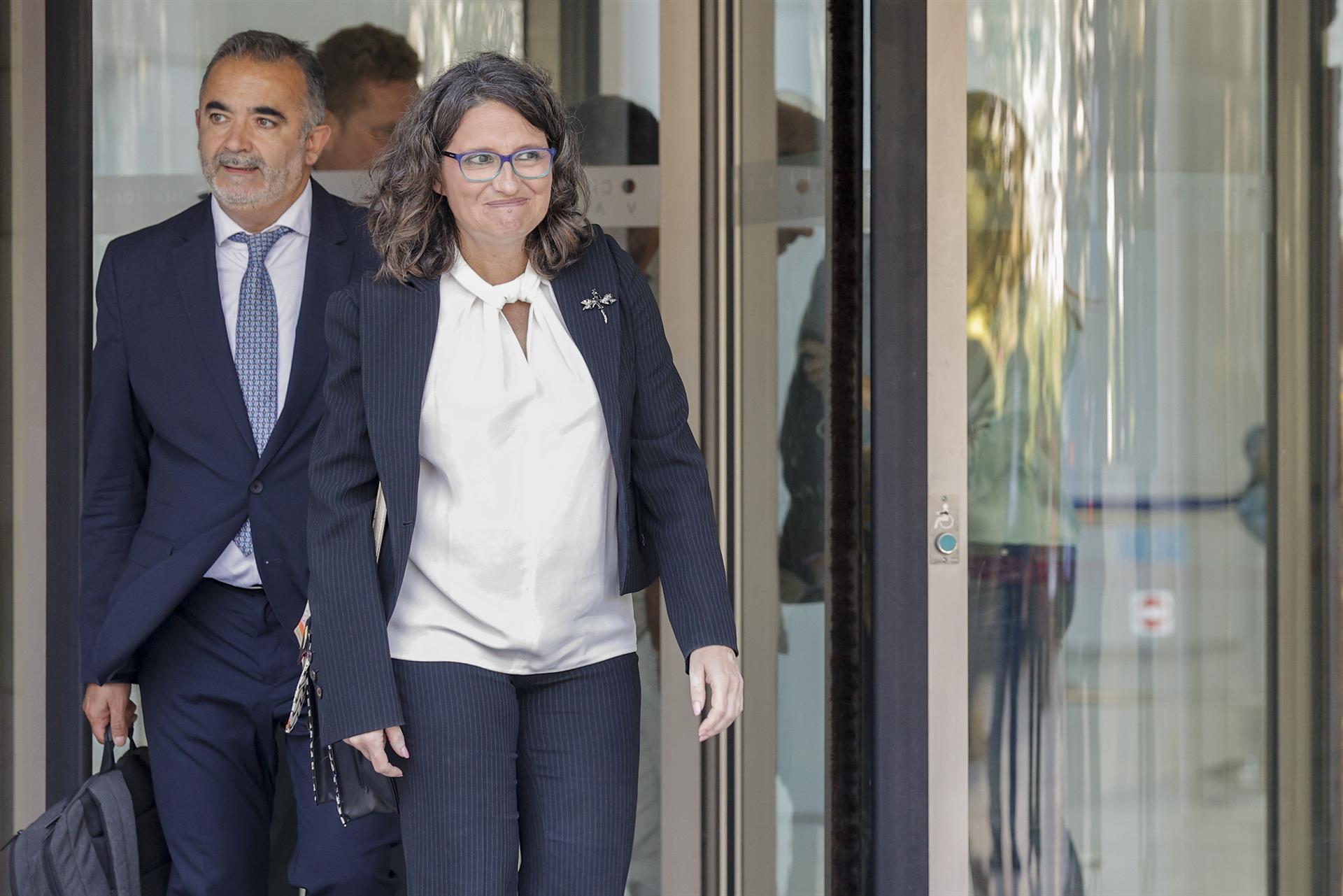 El juzgado pide prorrogar seis meses la causa de Mónica Oltra
