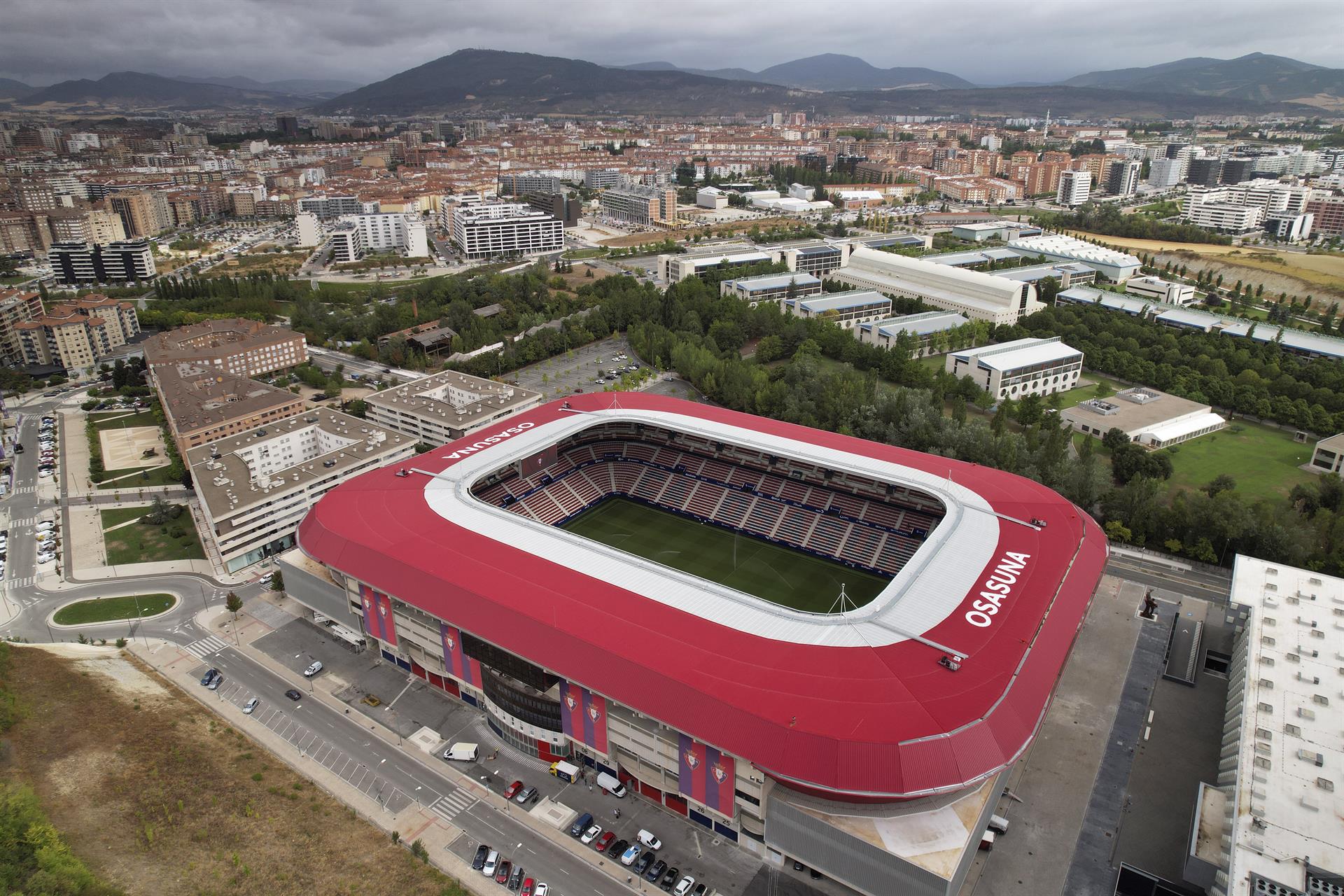Imagen tomada desde un dron del Estadio de El Sadar. EFE/ Jesús Diges