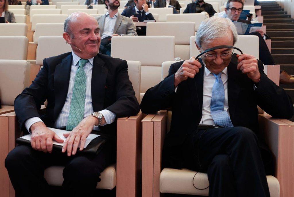 El vicepresidente del Banco Central Europeo, Luis de Guindos. dice que puede haber recesión en la Eurozona