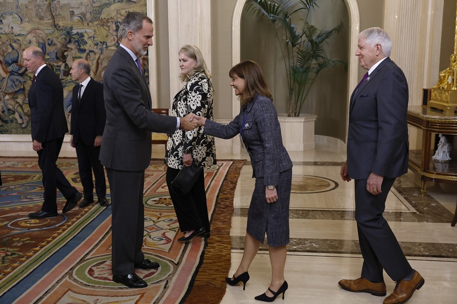 O rei da Espanha, Felipe, recebe congressistas dos EUA nesta quinta-feira. EFE/Chema Moya