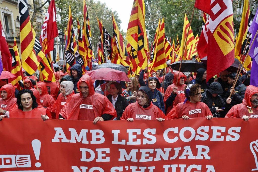 Manifestación de los sindicatos para pedir subida de salarial