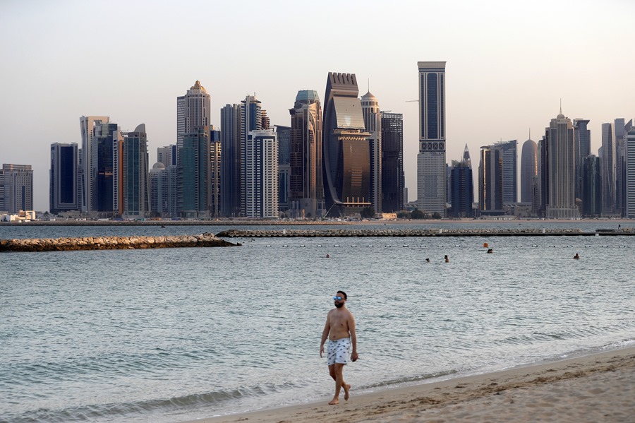 Uma praia de Doha, no Qatar. EFE/Alberto Estévez