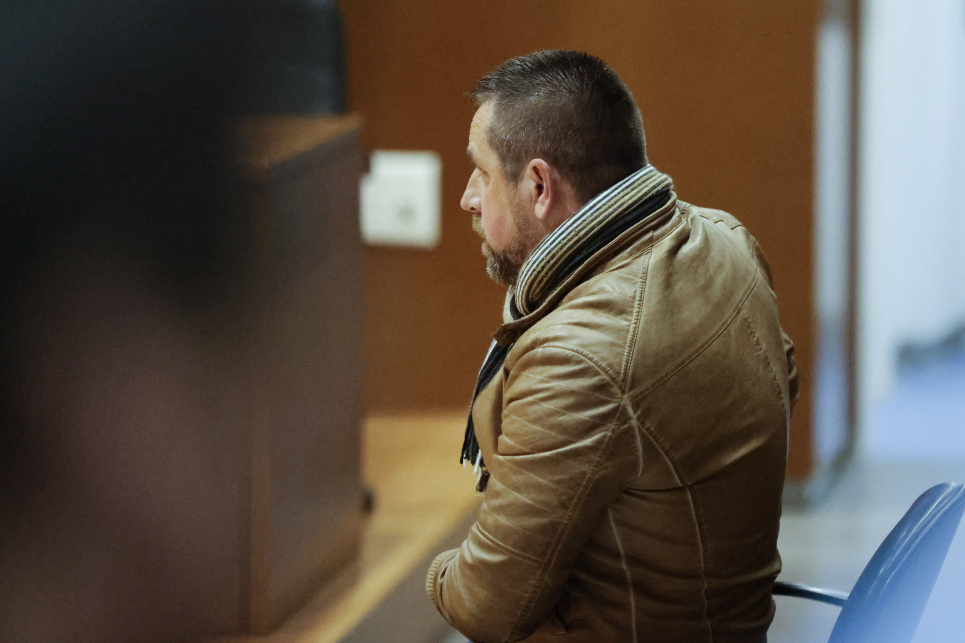 José Enrique Abuín Gey alias 'El Chicle', culpable del asesinato de Diana Quer, se sienta en el banquillo de los acusados por una supuesta agresión sexual a su cuñada en enero de 2005 durante el primer día de juicio este martes en A Coruña. EFE/Cabalar