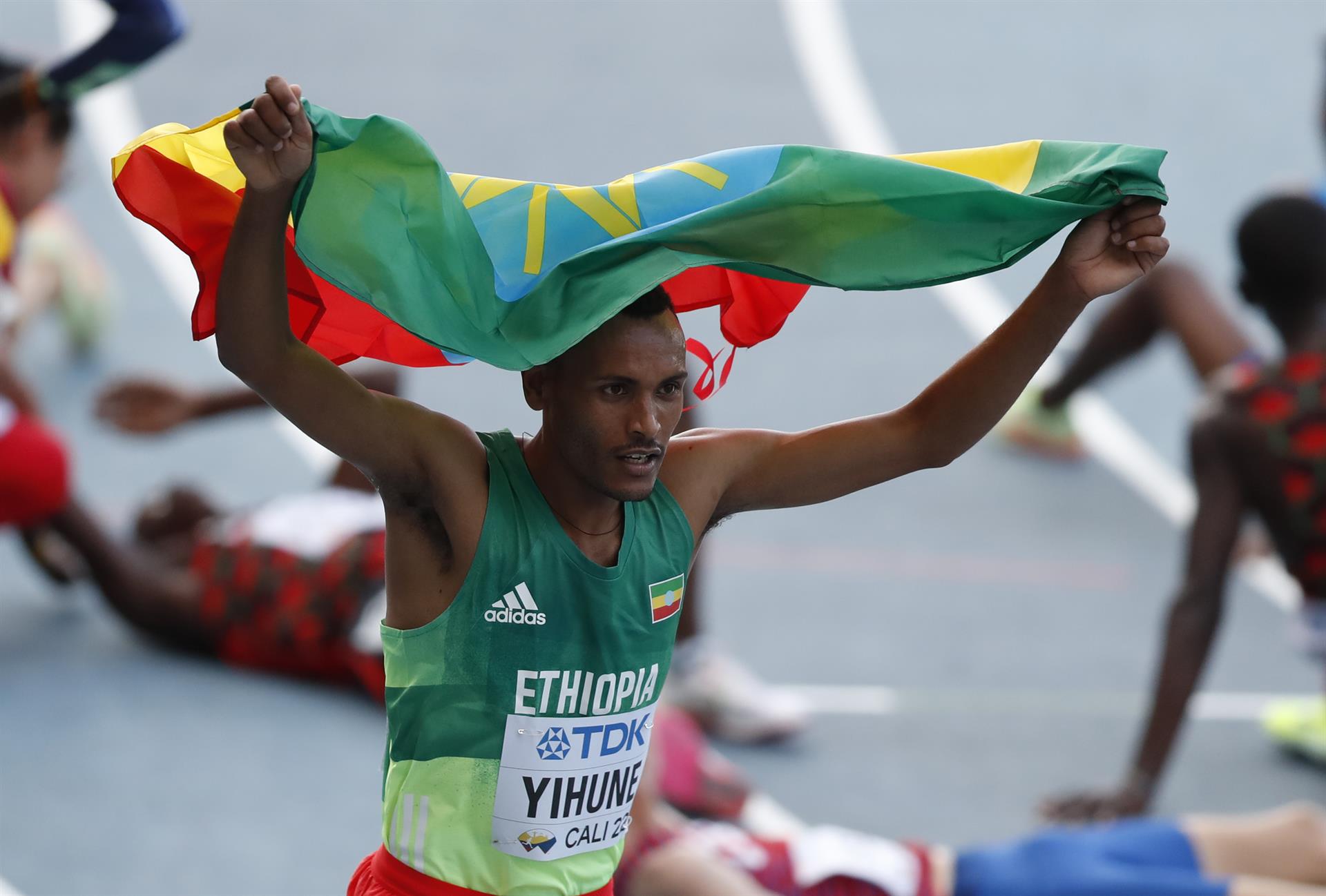 El etíope Yihune podio en San Sebastián