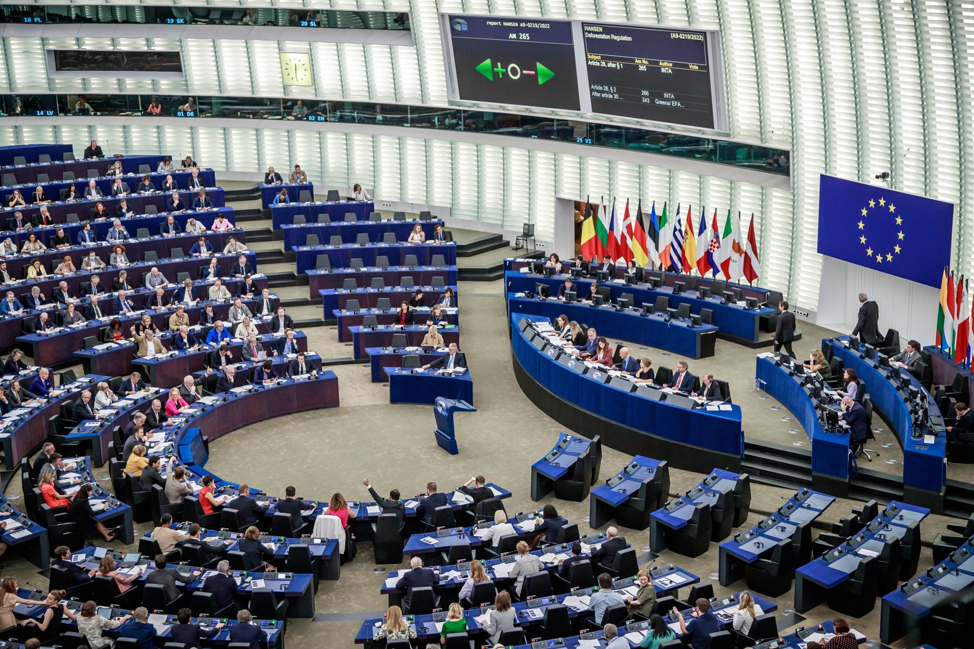Fotografía de archivo de los eurodiputados durante una votación en el Parlamento Europeo en Estrasburgo, Francia,