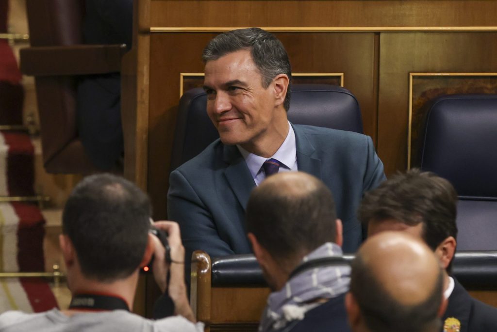 El presidente del Gobierno, Pedro Sánchez, durante el pleno del Congreso en el que se han aprobado los presupuestos.