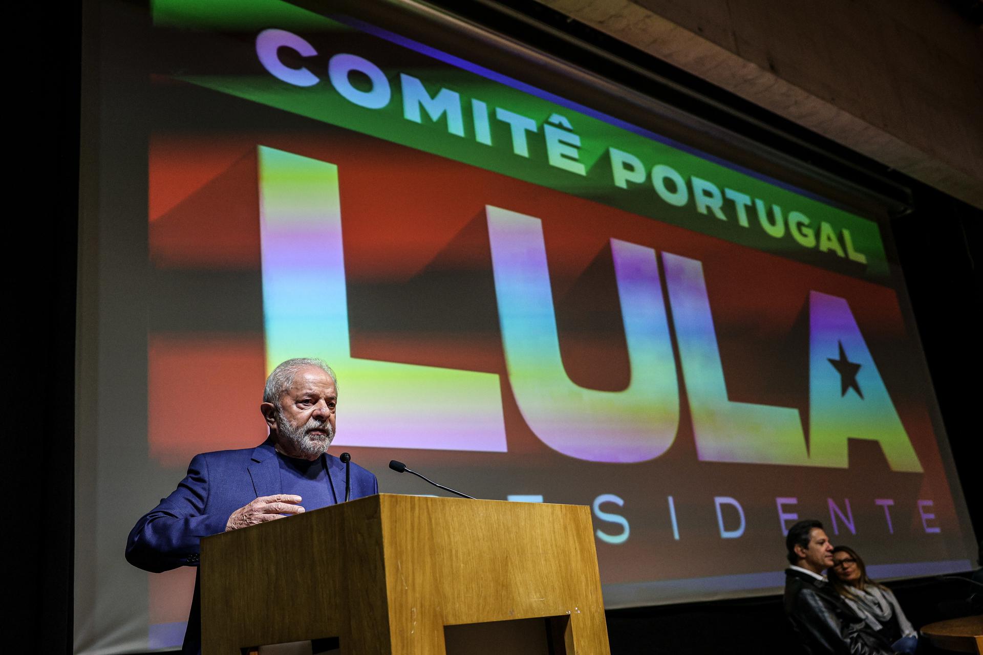 Fotografía de archivo del presidente de Brasil, Luiz Inácio Lula da Silva (i). EFE/EPA/ANTONIO COTRIM