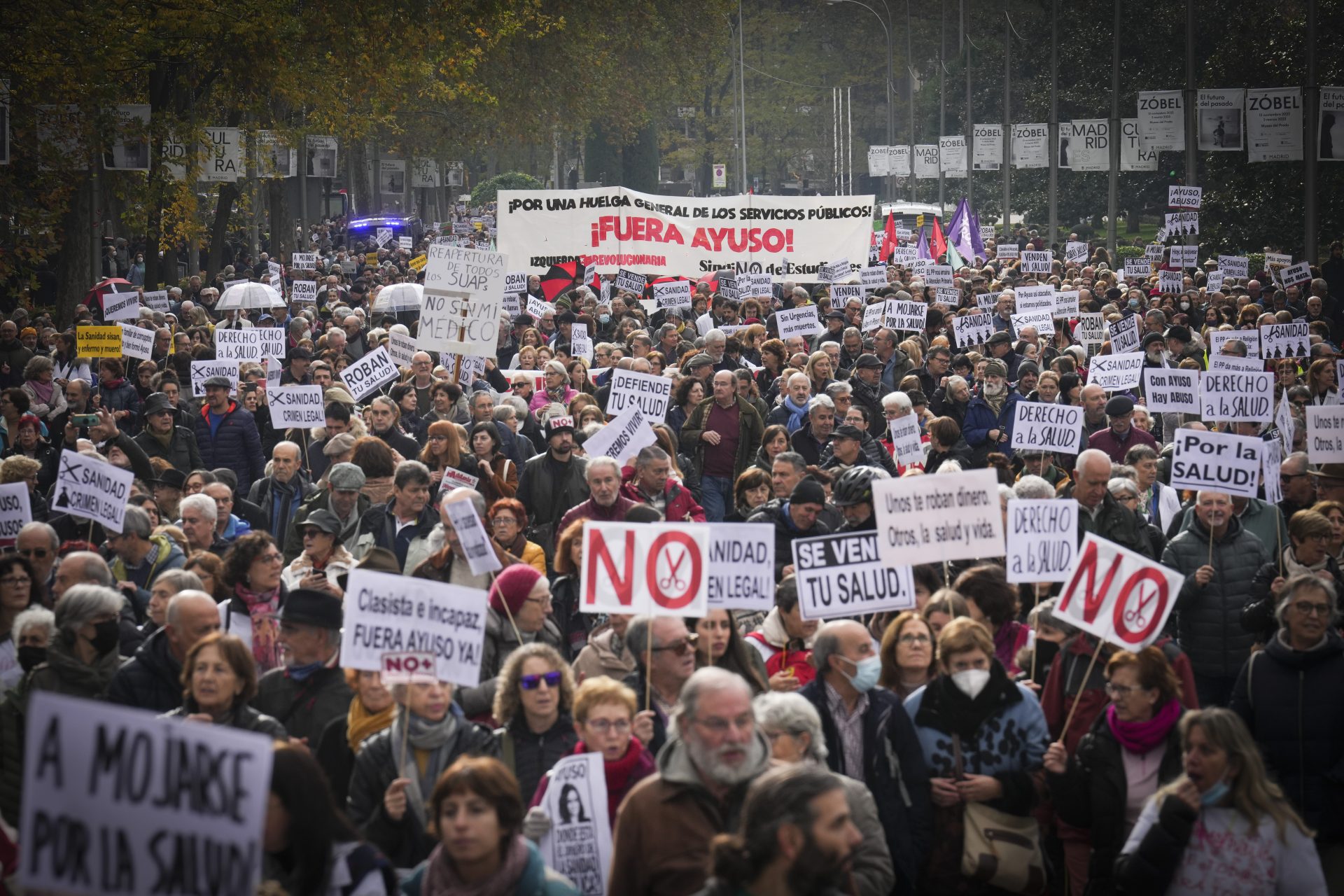 Más de 10.000 personas protestan en Madrid contra privatización de la sanidad