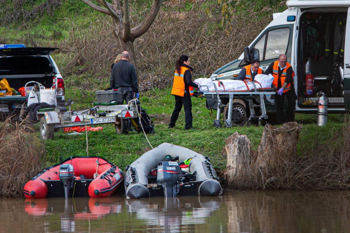 Rescatado el cadáver de uno de los ocupantes del ultraligero hallado en el río Duero