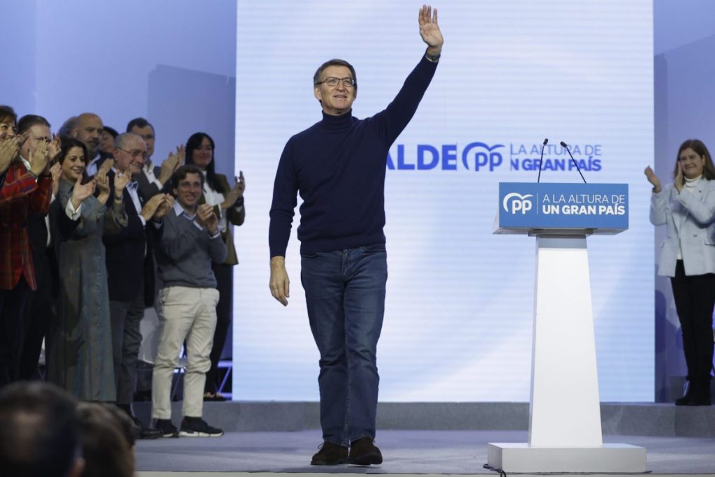 El líder popular, Alberto Núñez Feijóo, en el acto de presentación de los candidatos del PP a las alcaldías de las capitales de provincia.