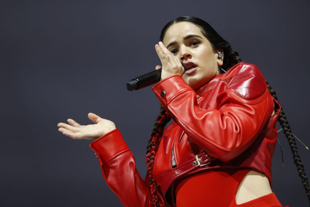 La cantante Rosalía, de quien se ha filtrado en redes sociales su nueva canción horas antes del lanzamiento oficial.