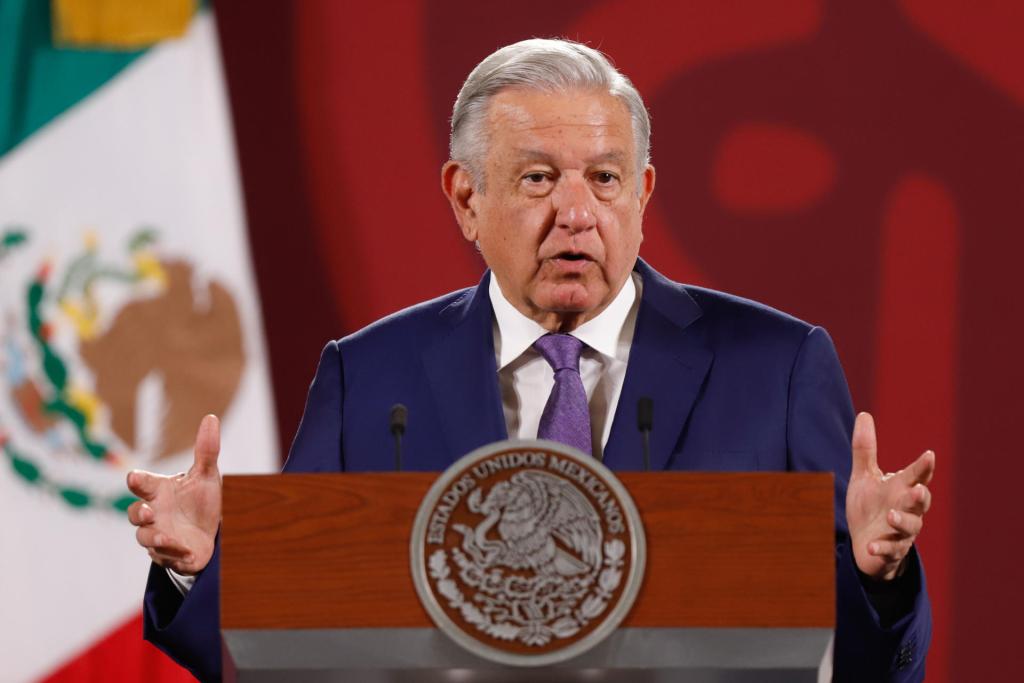 El presidente de México, Andrés Manuel López Obrador, en una fotografía de archivo. EFE/Isaac Esquivel
