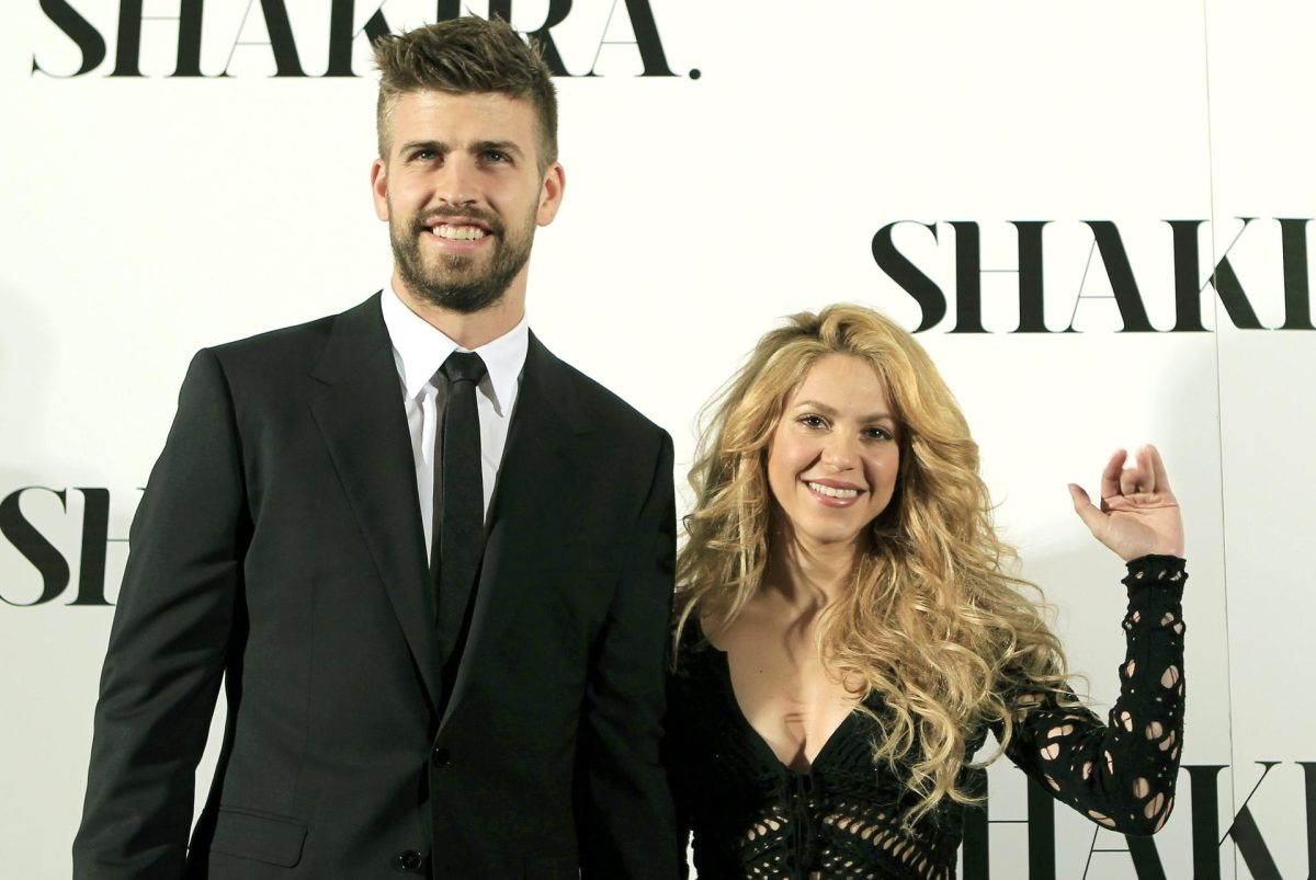 La cantante colombiana, Shakira, acompañada por su expareja, el exfutbolista del F. C. Barcelona, Gerard Piqué en una foto de archivo. EFE / Andreu Dalmau.