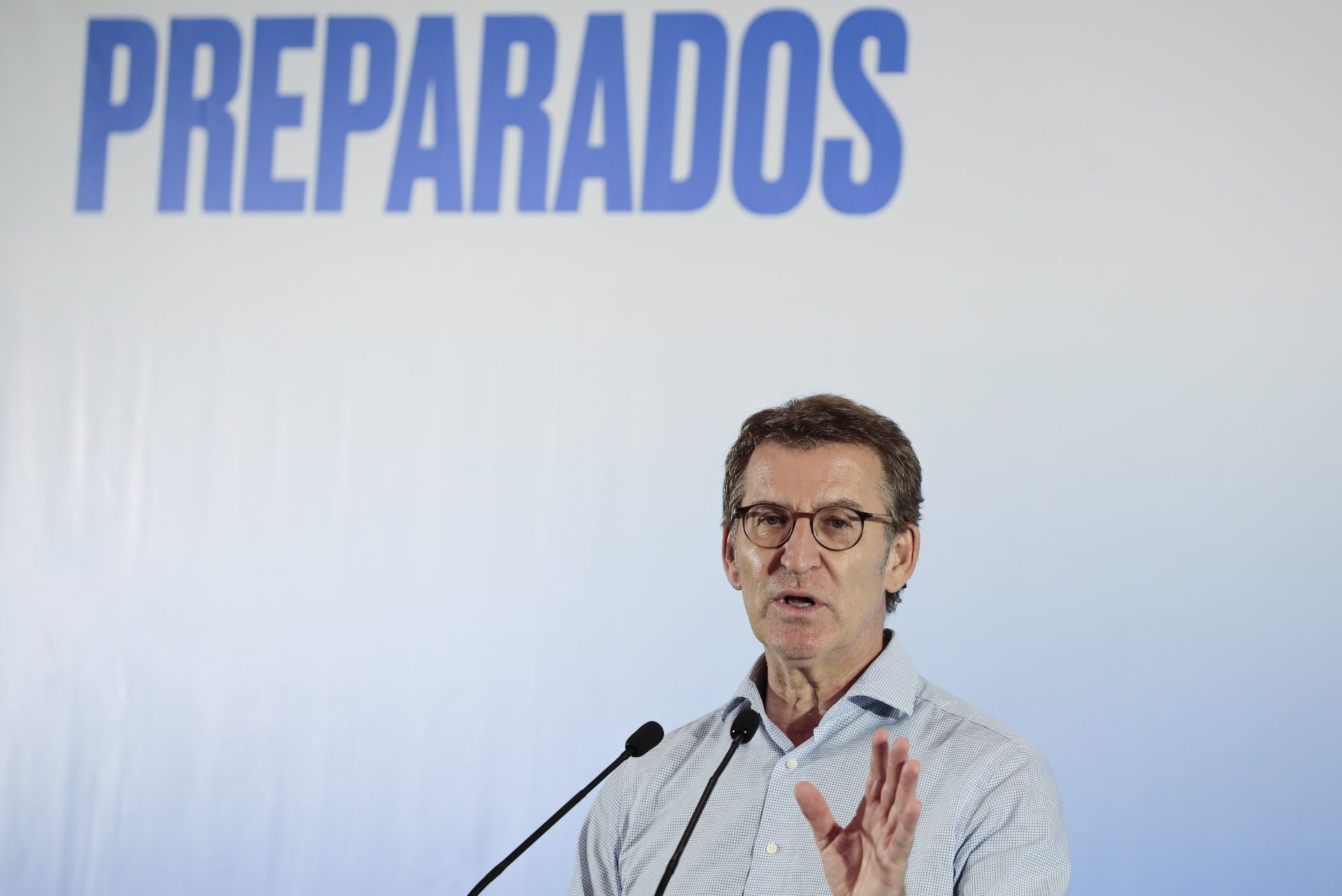 El presidente del Partido Popular, Alberto Núñez Feijóo, interviene en la reunión de la Junta Directiva del PP de la Comunitat Valenciana, el pasado mes de julio.