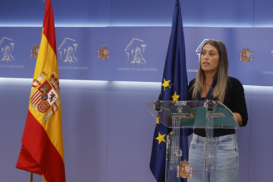 La diputada de JuntsxCat Miríam Nogueras durante la rueda de prensa ofrecida antes de participar en la reunión de la Mesa del Congreso, este martes en Madrid. 