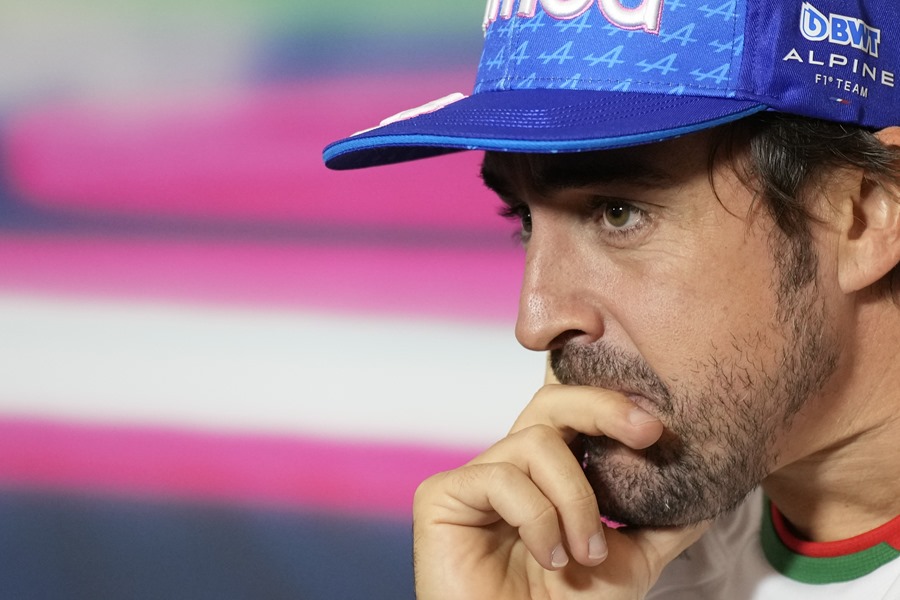 Fernando Alonso afirma que está impaciente por empezar tras descubrir el AMR23.