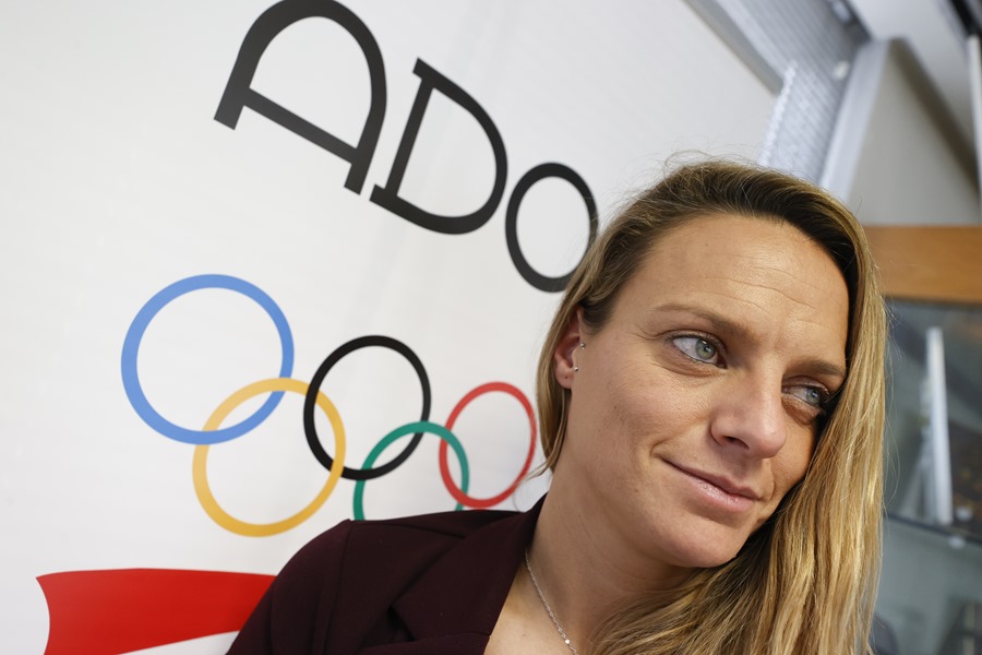 La nueva directora del Plan ADO, la exwaterpolista Jennifer Pareja, que augura "entre 20 y 24 medallas" para España en los JJOO de París.