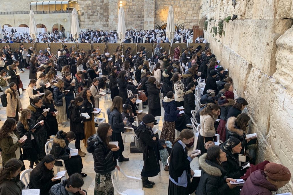 Las mujeres del Muro: judías que luchan por rezar como los hombres en Israel