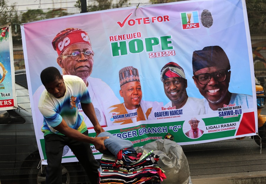carteles electorales en Nigeria