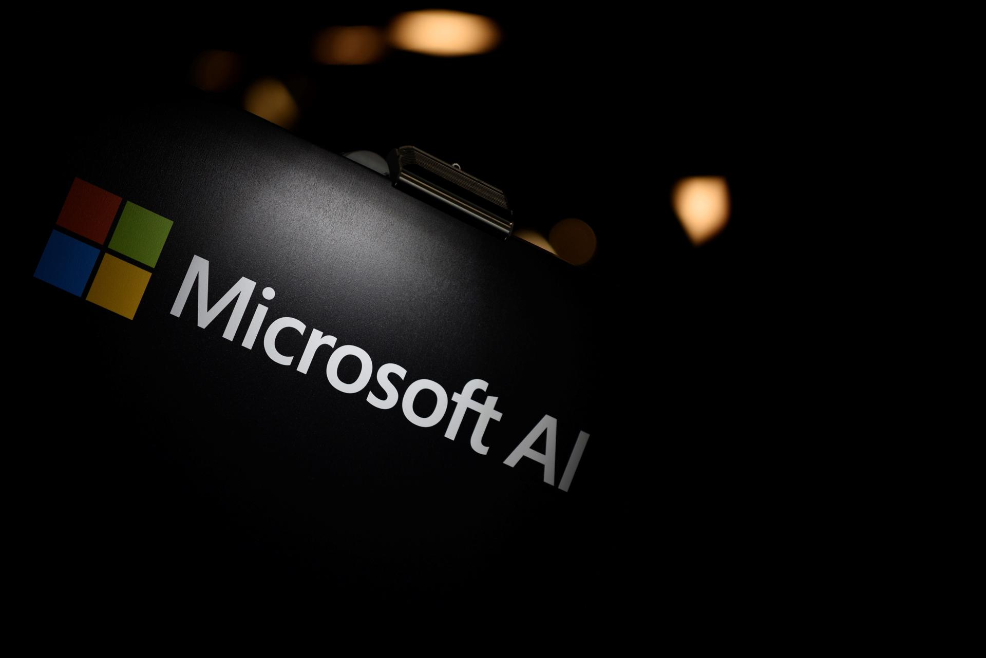 Vista del logo de Microsoft, en una fotografía de archivo. EFE/Julien de Rosa