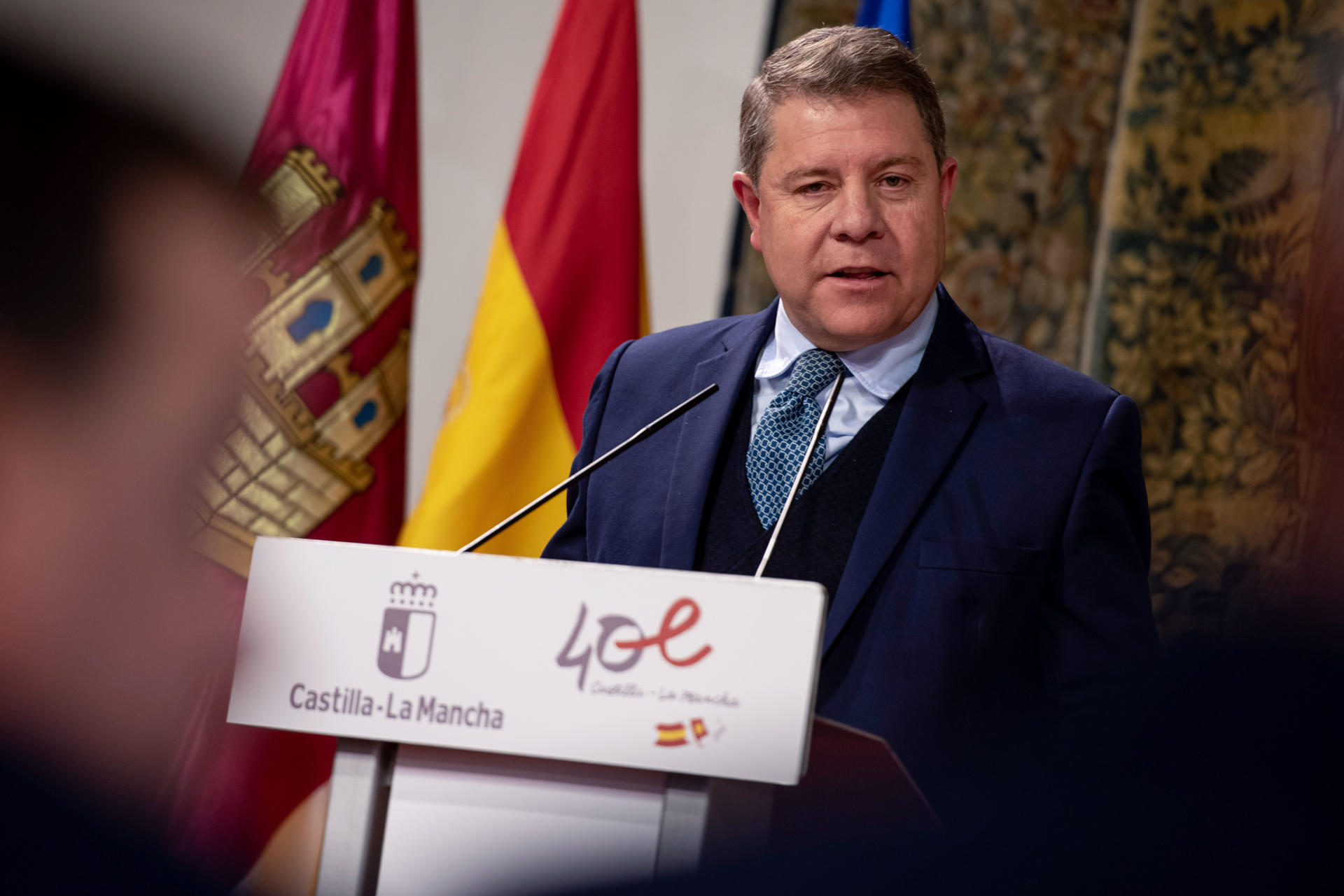 El presidente de Castilla-La Mancha, Emiliano García-Page (c), ayer. EFE/Ismael Herrero