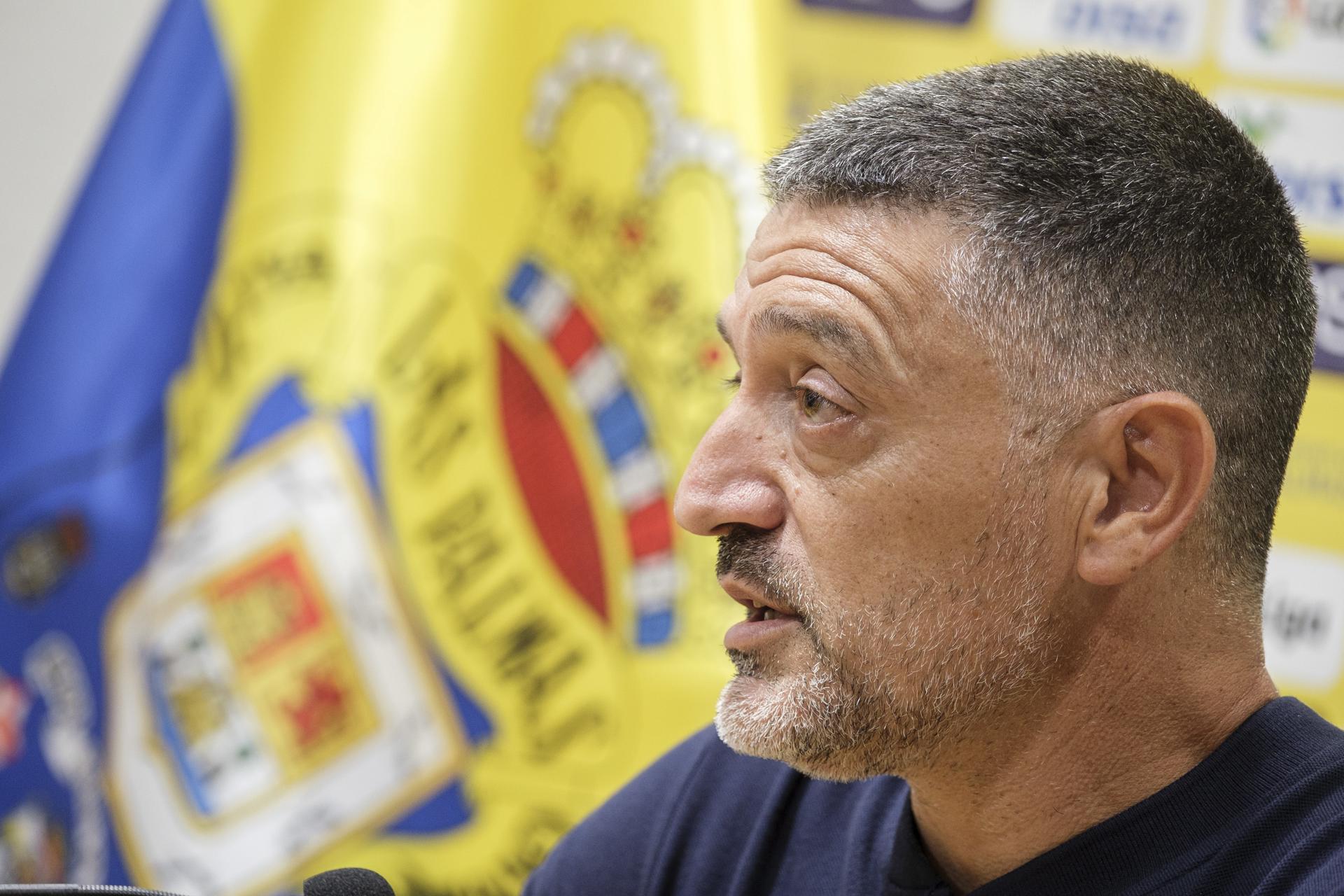 Foto de archivo del entrenador de la UD Las Palmas, Xavier García Pimienta. EFE/Ángel Medina G.