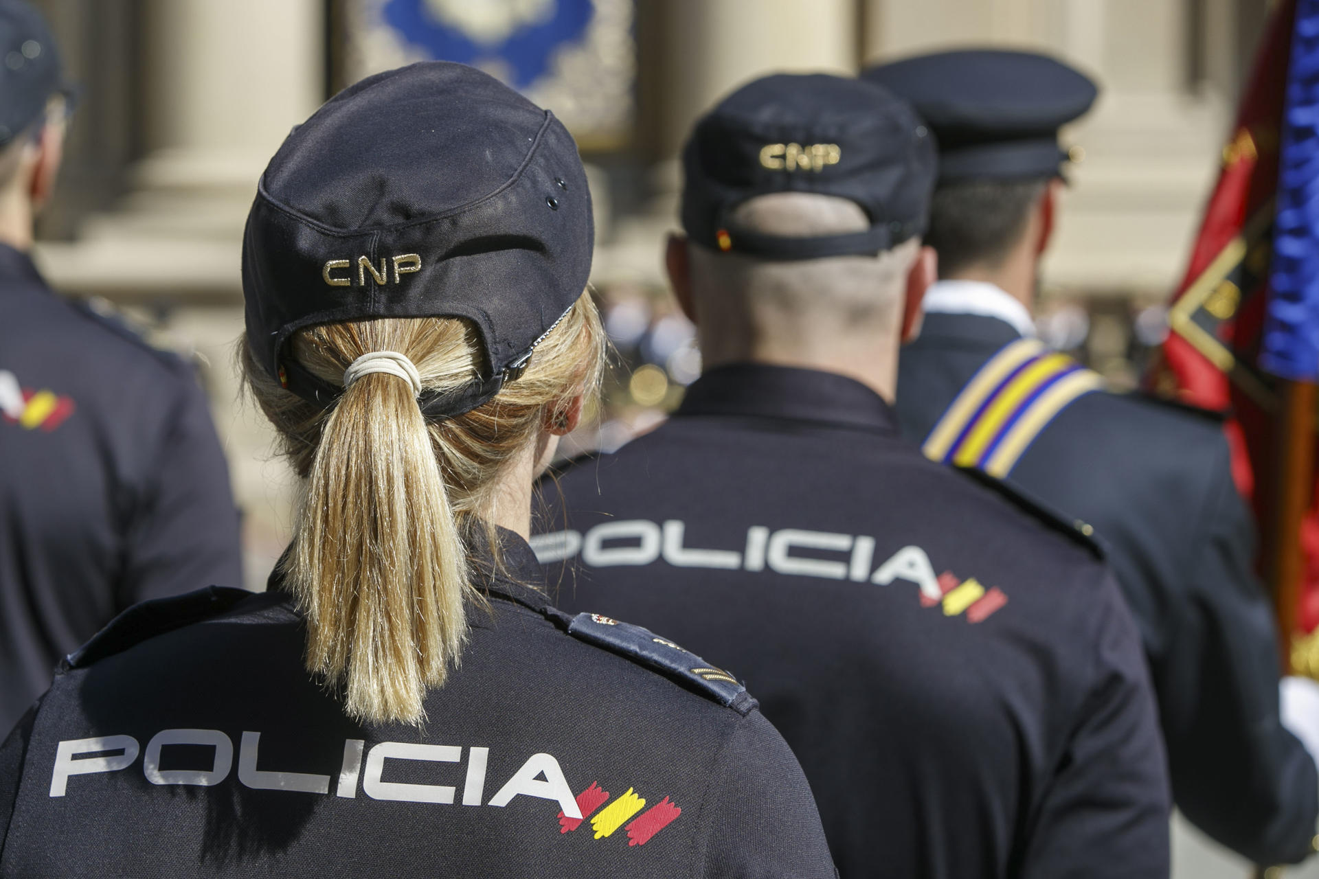 Varios agentes de Policía Nacional durante un acto institucional. EFE/Archivo