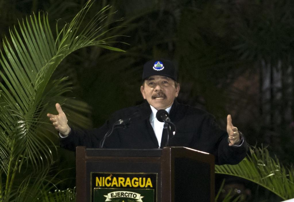 Daniel Ortega llama a Boric “pinochetito” y tilda a Petro de “basura”