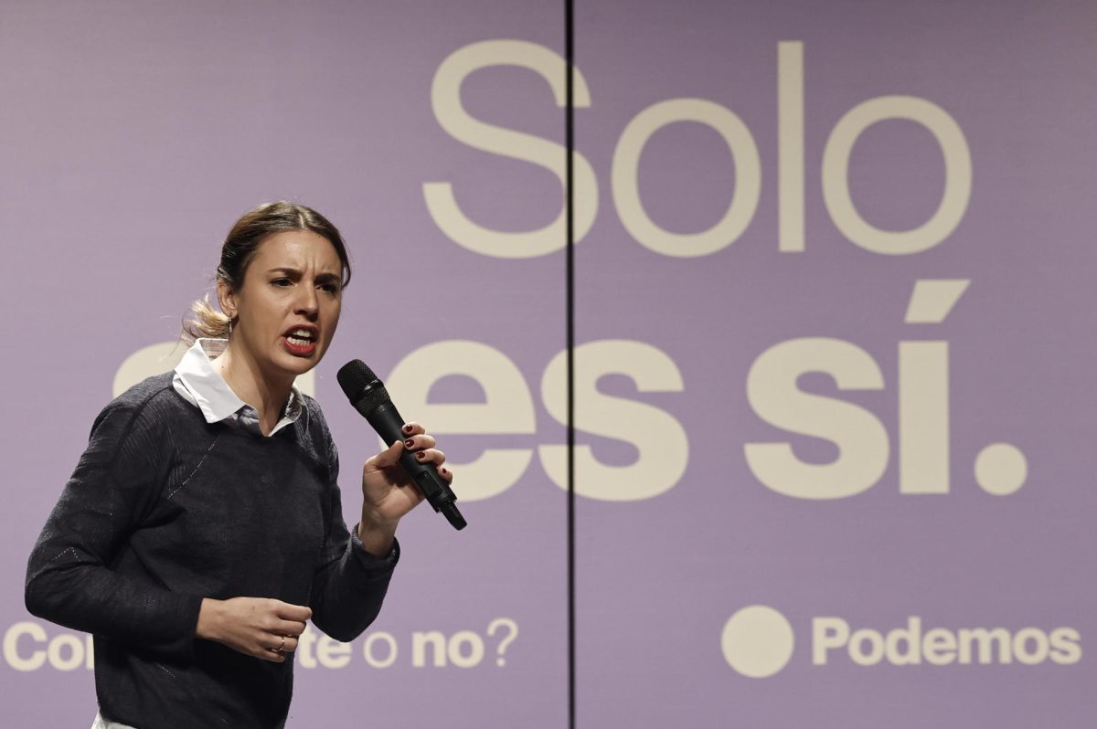 La ministra de Igualdad, Irene Montero, participa en el acto "¿Consentiste o no? Solo sí es sí", organizado por Podemos en medio del debate sobre la reforma de la ley que mantienen con el PSOE.