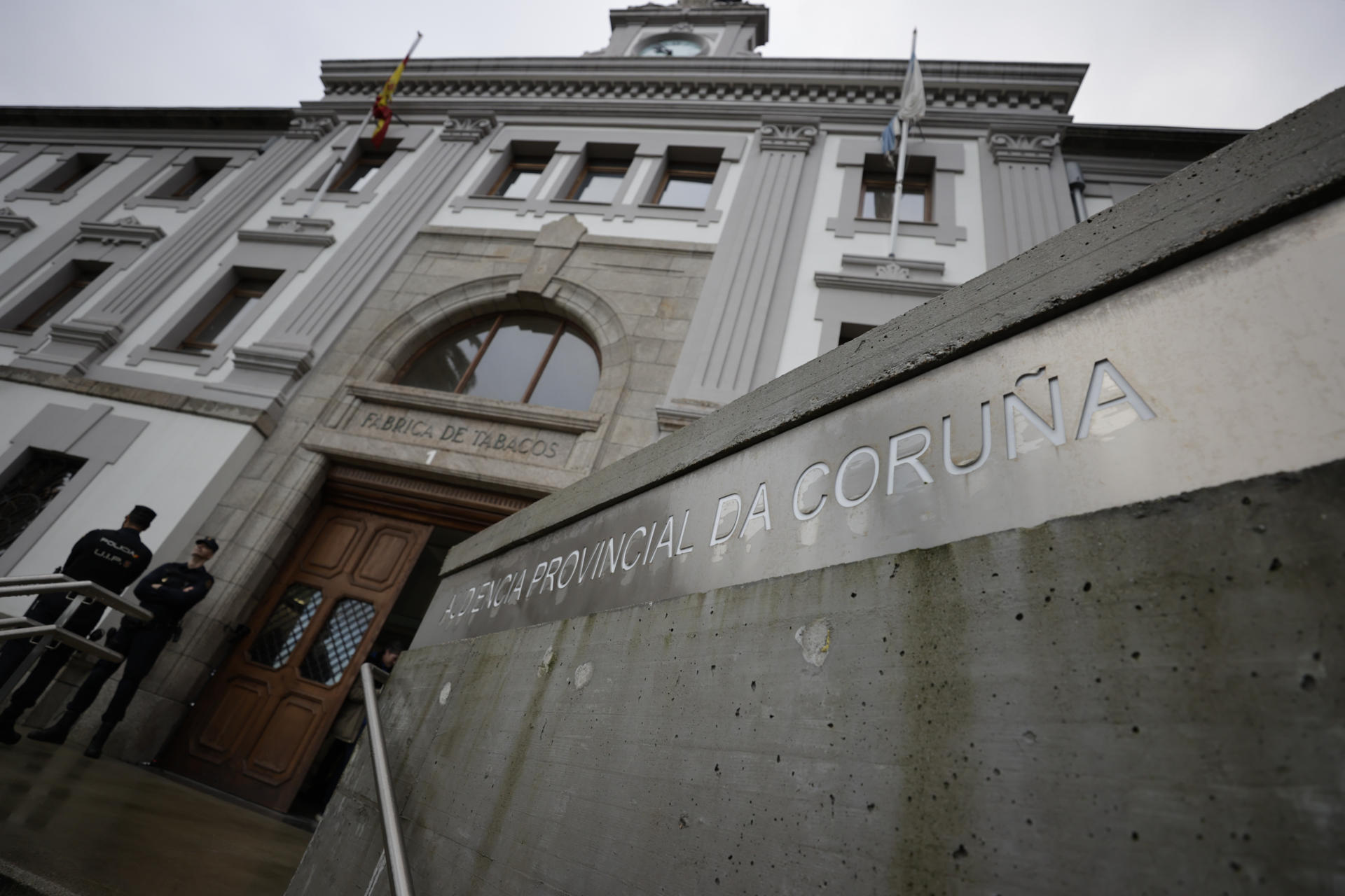 Fachada de la Audiencia Provincial de A Coruña. EFE/Cabalar