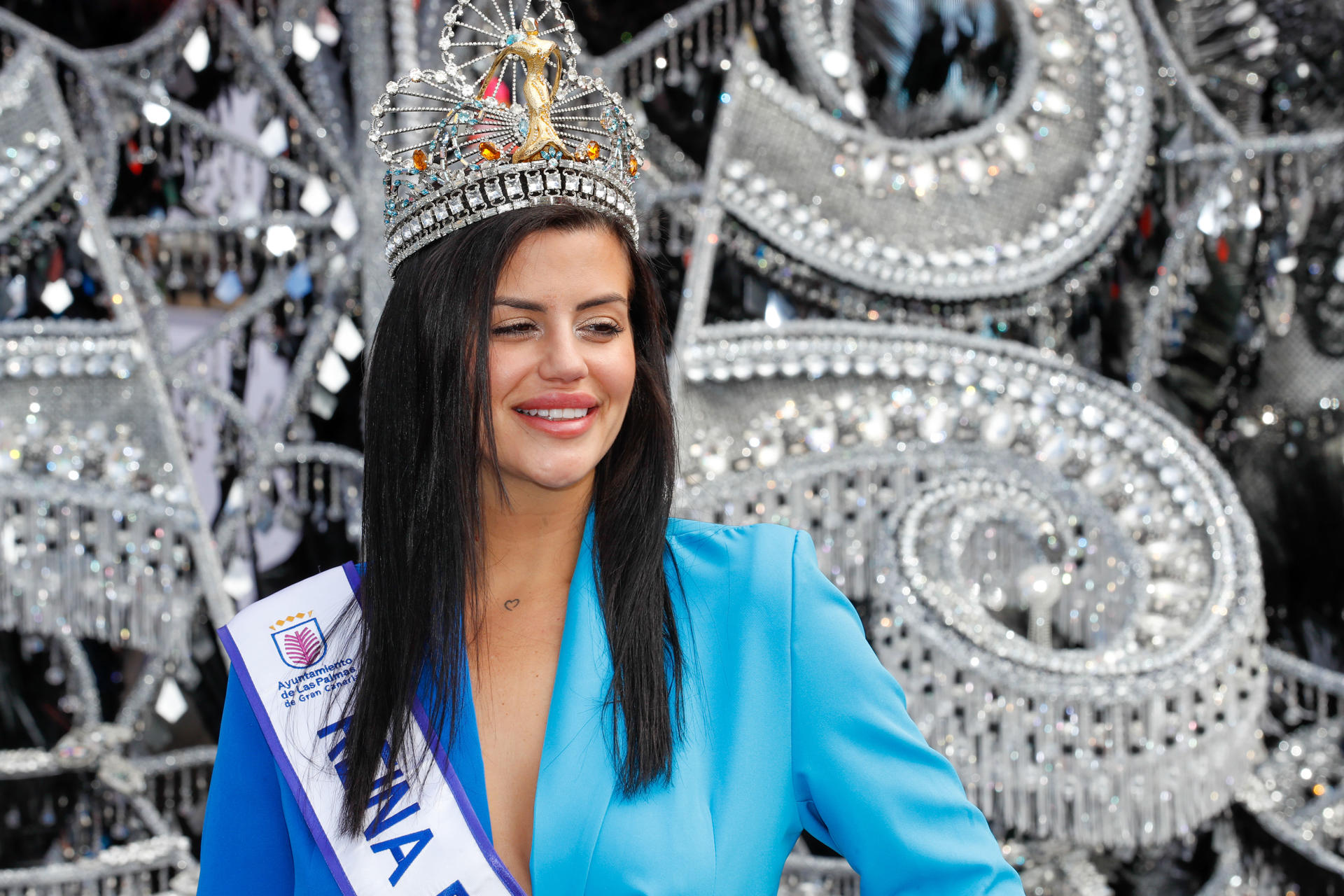 La Reina del Carnaval 2023 de Las de Gran Canaria soñaba desde niña con esta corona - Noticias