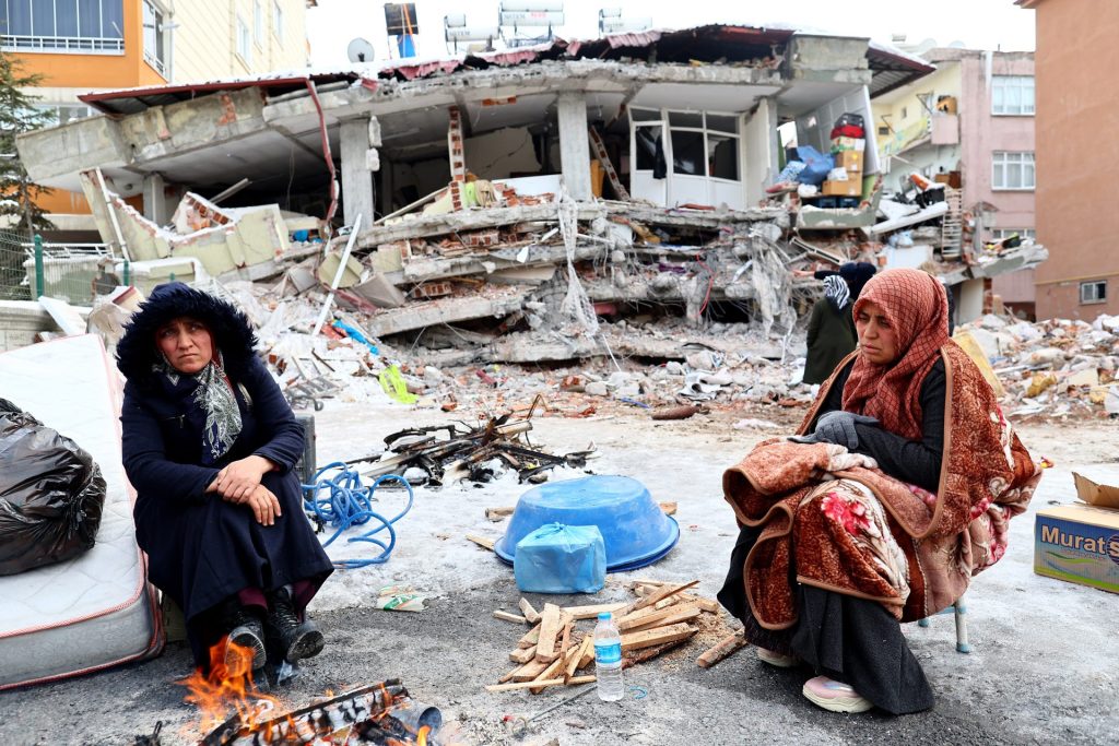 Son ya más de 12.000 los muertos por los terremotos en Turquía y Siria