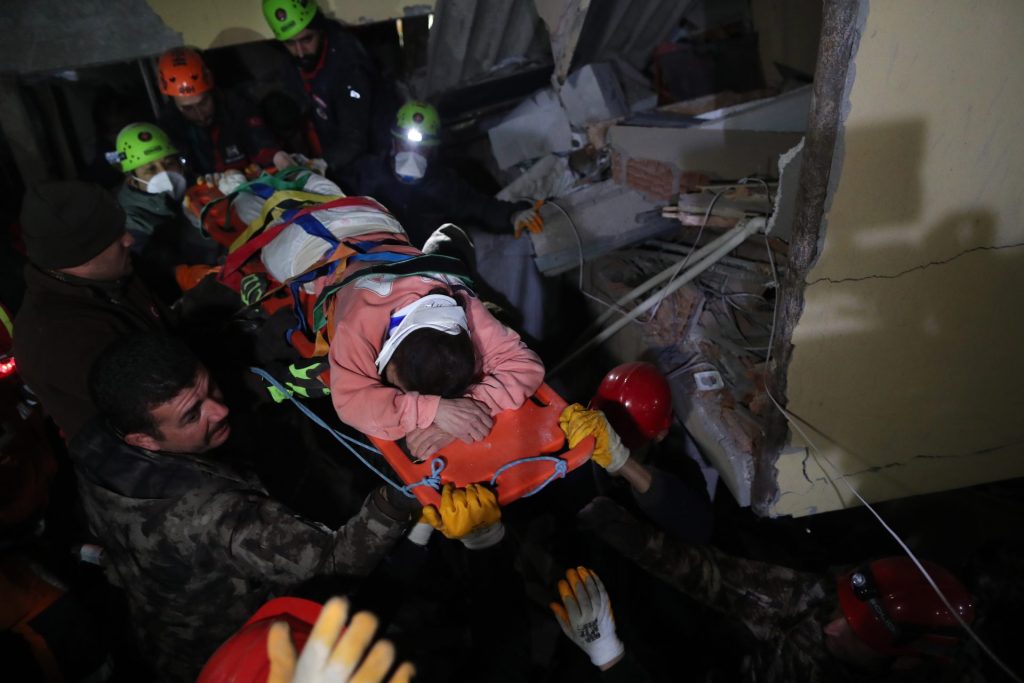 Con 18.342 muertos solo en Turquía, el terremoto ya supera el de Estambul en 1999