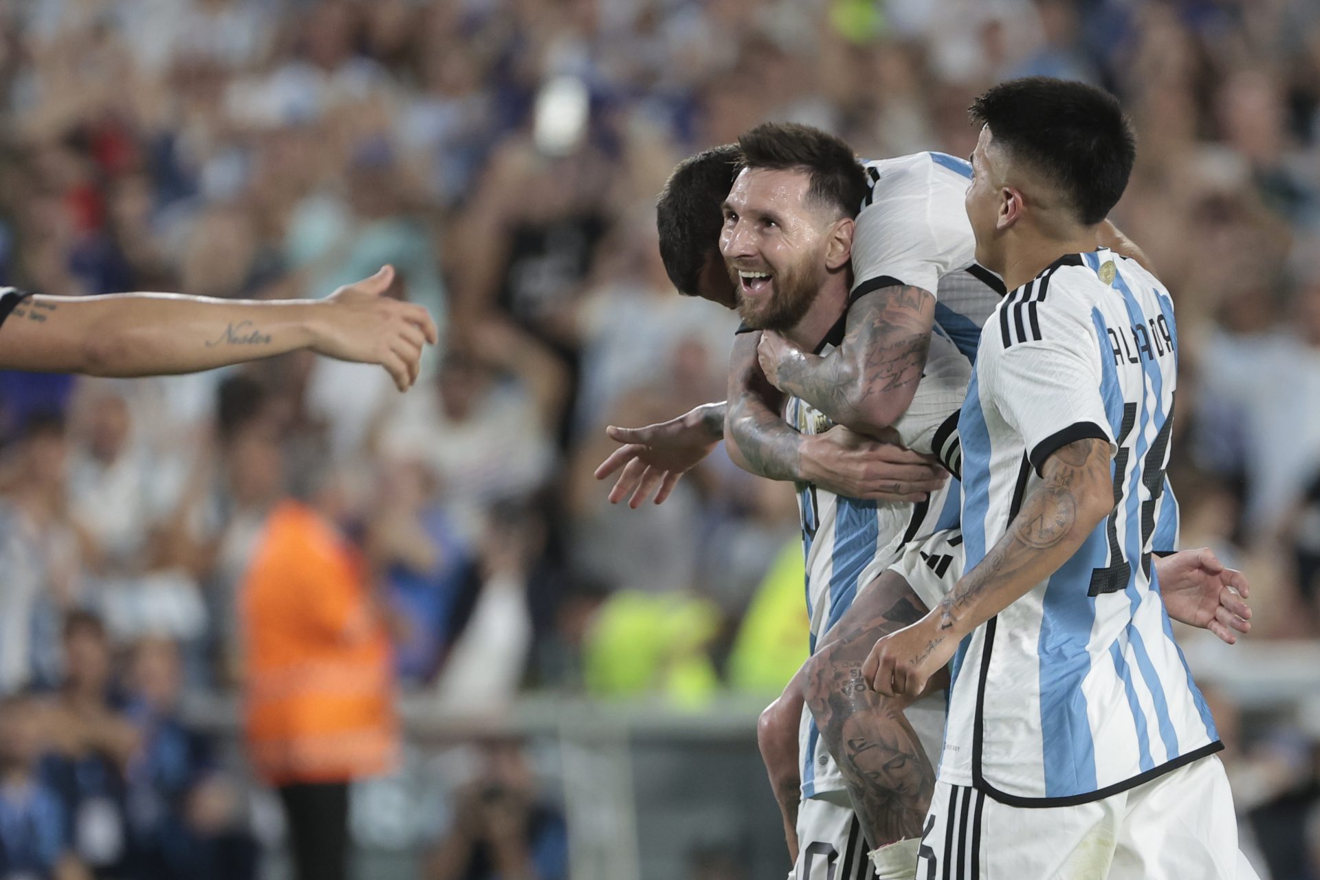 2-0. Con el gol 800 de Messi en su carrera, Argentina derrota a Panamá