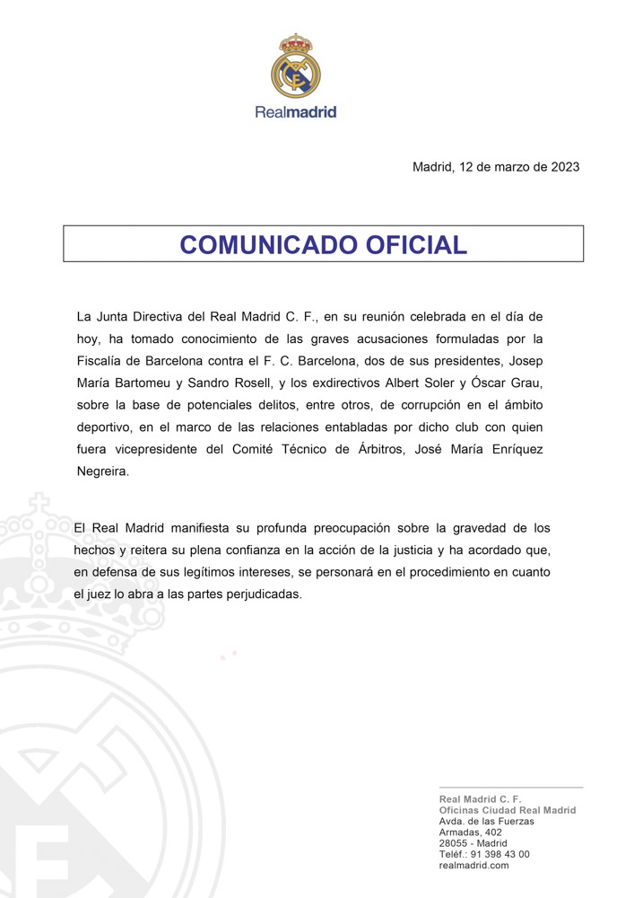 Vista del comunicado del Real Madrid en el que anuncia que su Junta Directiva ha acordado en la reunión celebrada en la mañana de este domingo personarse en el "procedimiento" del caso Negreira"