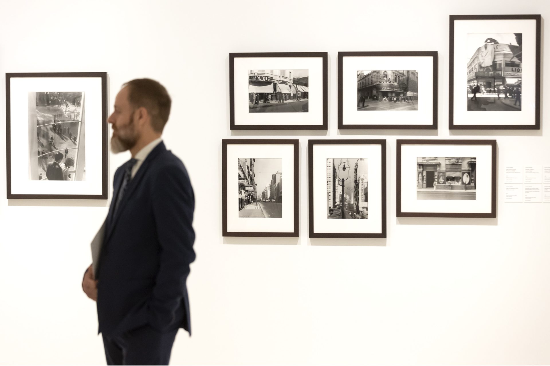 Algunas de las fotografías que conforman la exposición 'Fervor de Buenos Aires' de los fotógrafos Horacio Coppola y Grete Stern, que se presenta hoy en el Museo Carmen Thyssen Málaga. EFE/Daniel Pérez