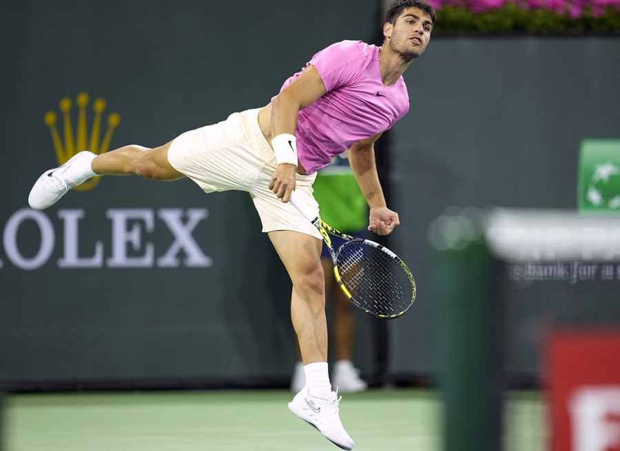 Alcaraz and Badosa start strong in Indian Wells