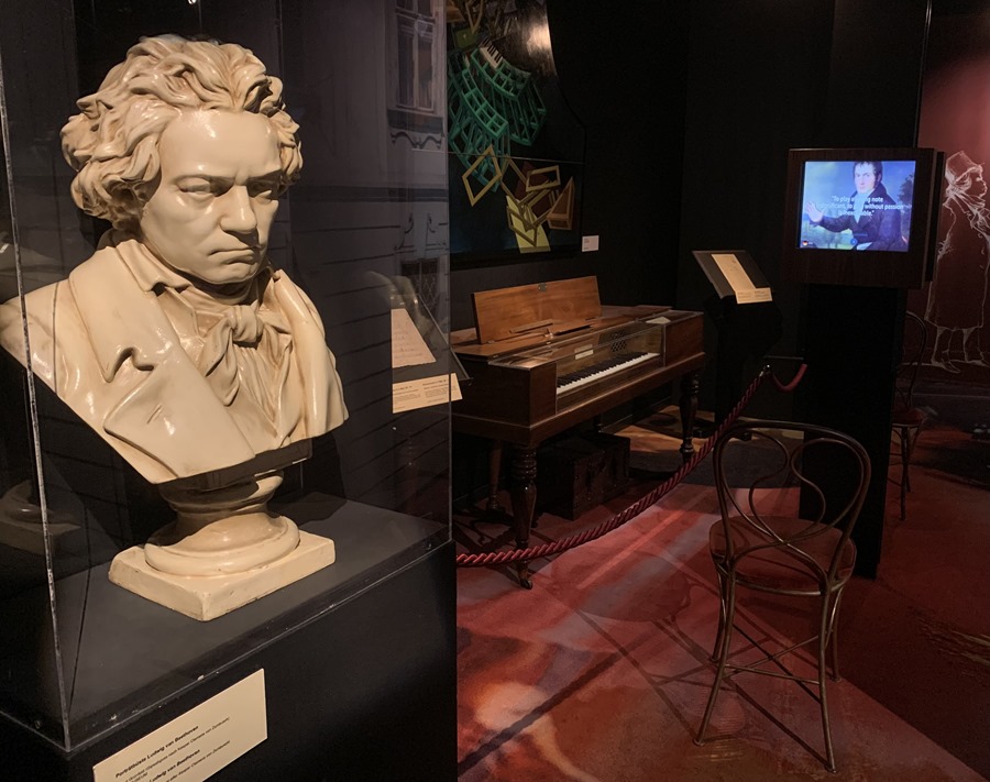 Vista del busto de Beethoven, cuyo ADN ha sido estudiado y no se ha logrado identificar la causa de su sordera.