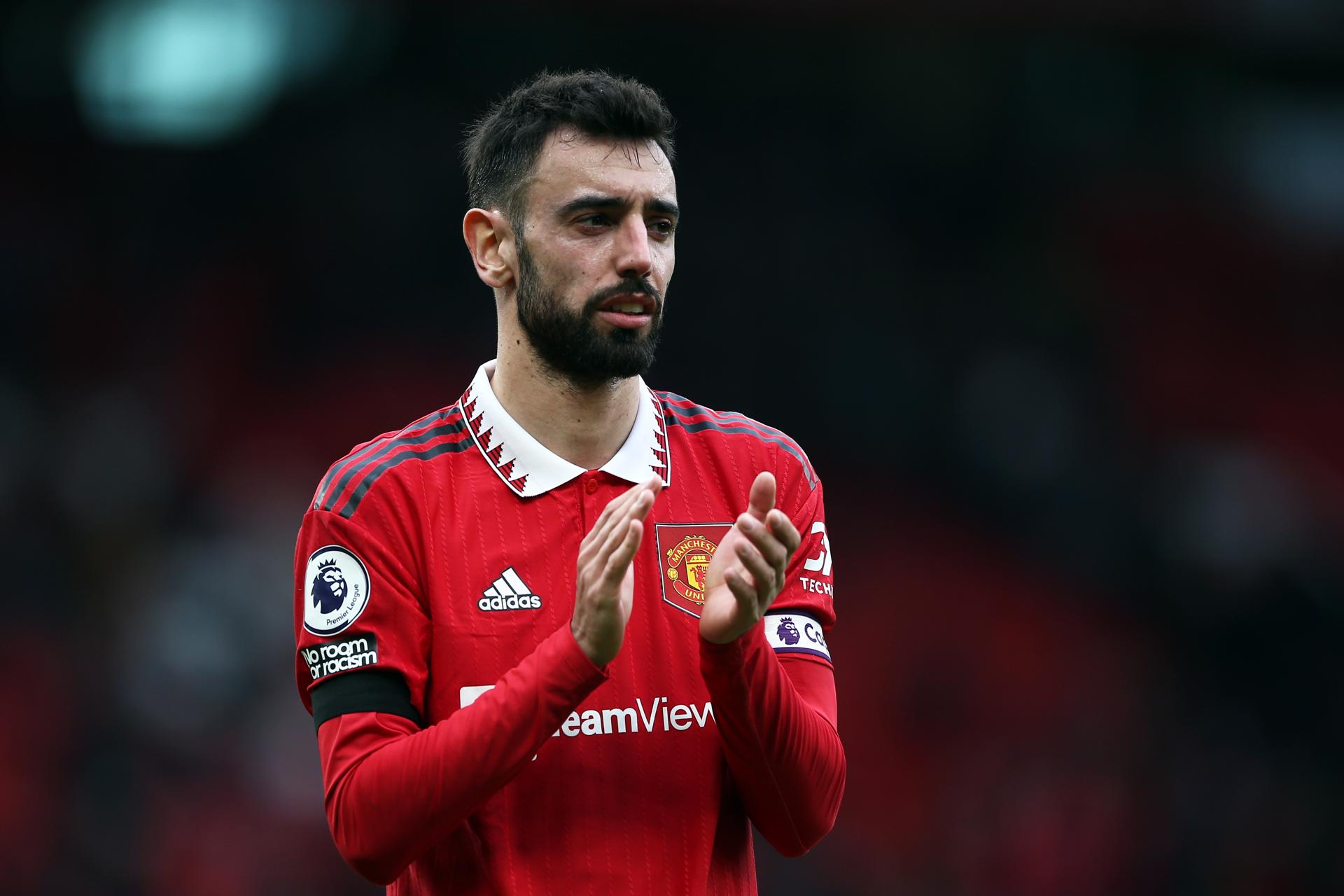 Manchester (United Kingdom), 12/03/2023.- Bruno Fernandes of Manchester United reacts after the English Premier League soccer match between Manchester United and Southampton in Manchester, Britain, 12 March 2023. EFE/EPA/Adam Vaughan EDITORIAL USE ONLY. No use with unauthorized audio, video, data, fixture lists, club/league logos or 'live' services. Online in-match use limited to 120 images, no video emulation. No use in betting, games or single club/league/player publications
